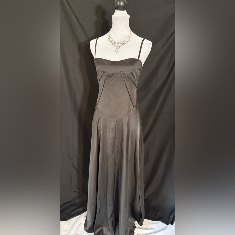 Sleek Black Evening Dress